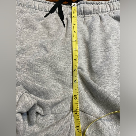 Nike dri fit fleece tapered track pants. Grey. Size small. - Picture 5 of 10